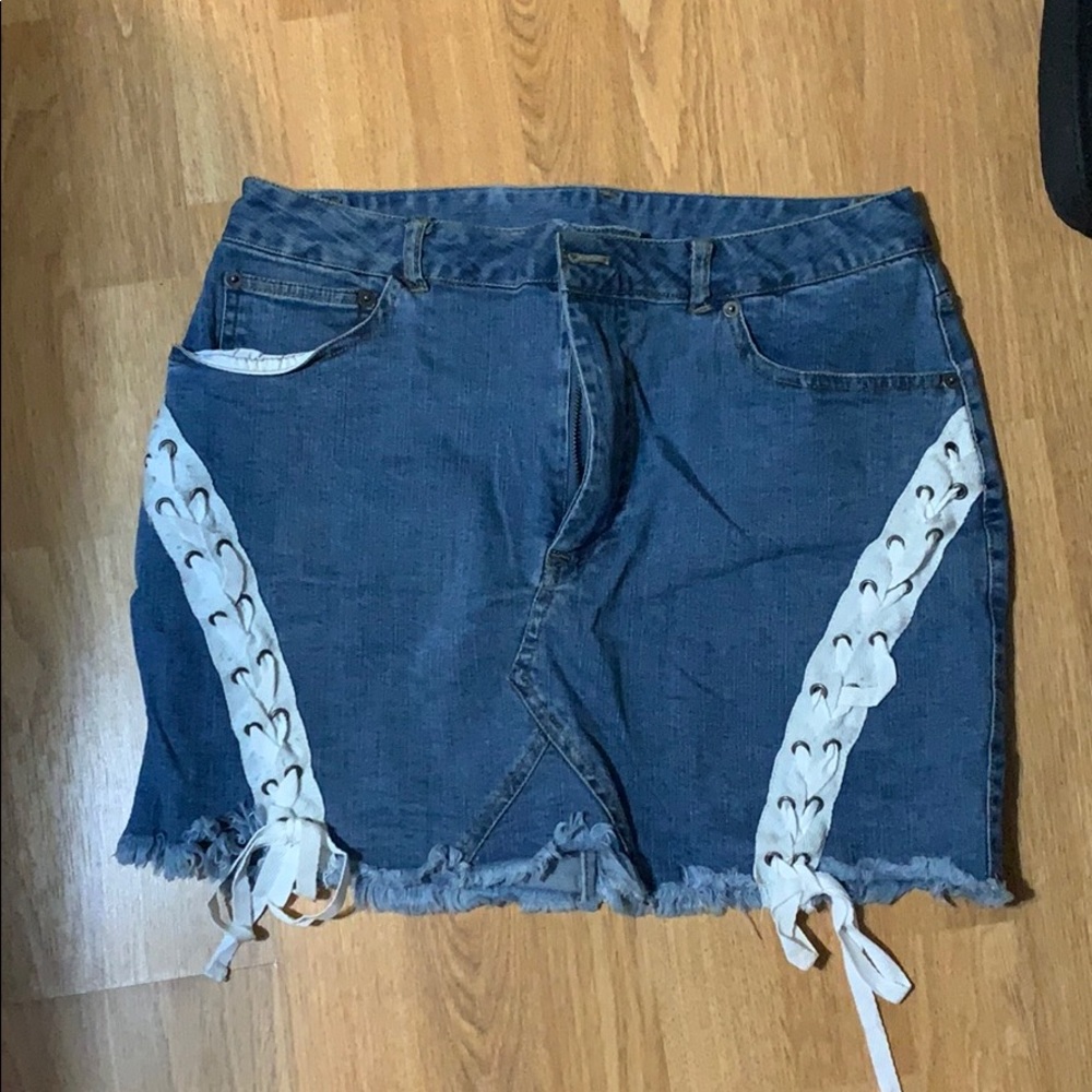 Denim skirt